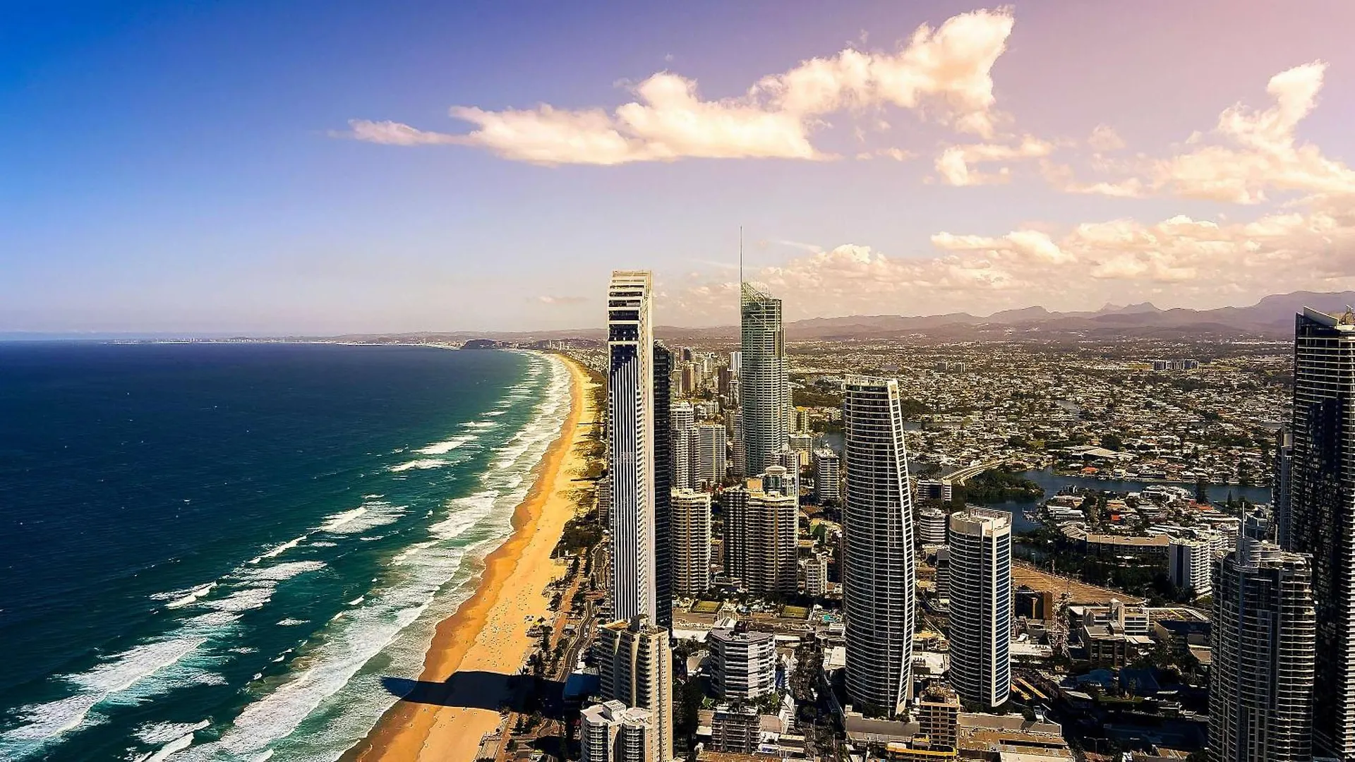 Apartment Beachside Bliss Stunning Views Steps To Shore Gold Coast